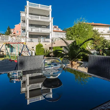 Tolle In Mit Meerblick Apartment *