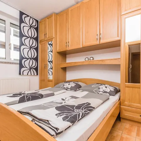 Tolle In Mit Meerblick Apartment Crikvenica